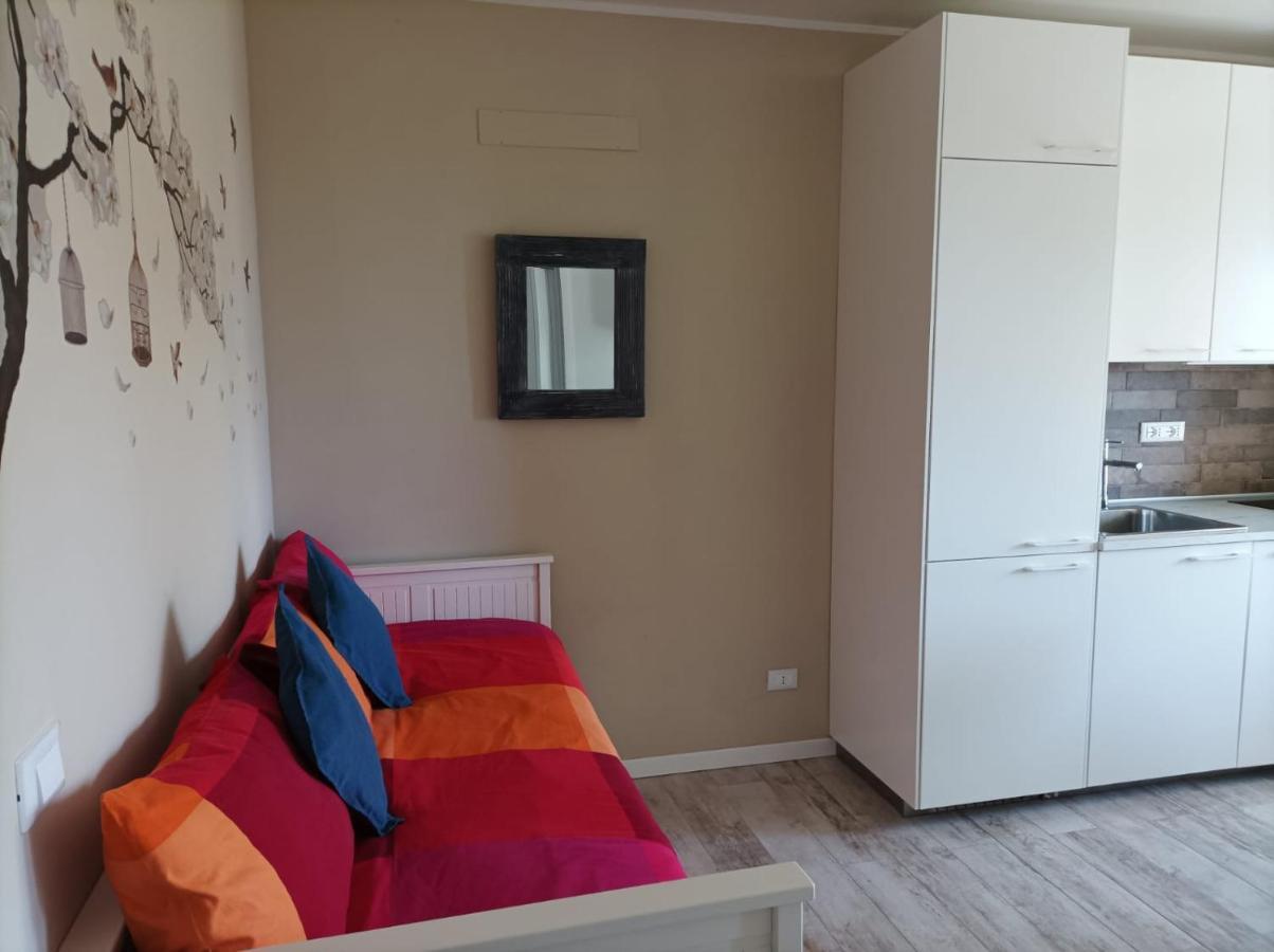 Lake View Studio Flat Riva del Garda Extérieur photo